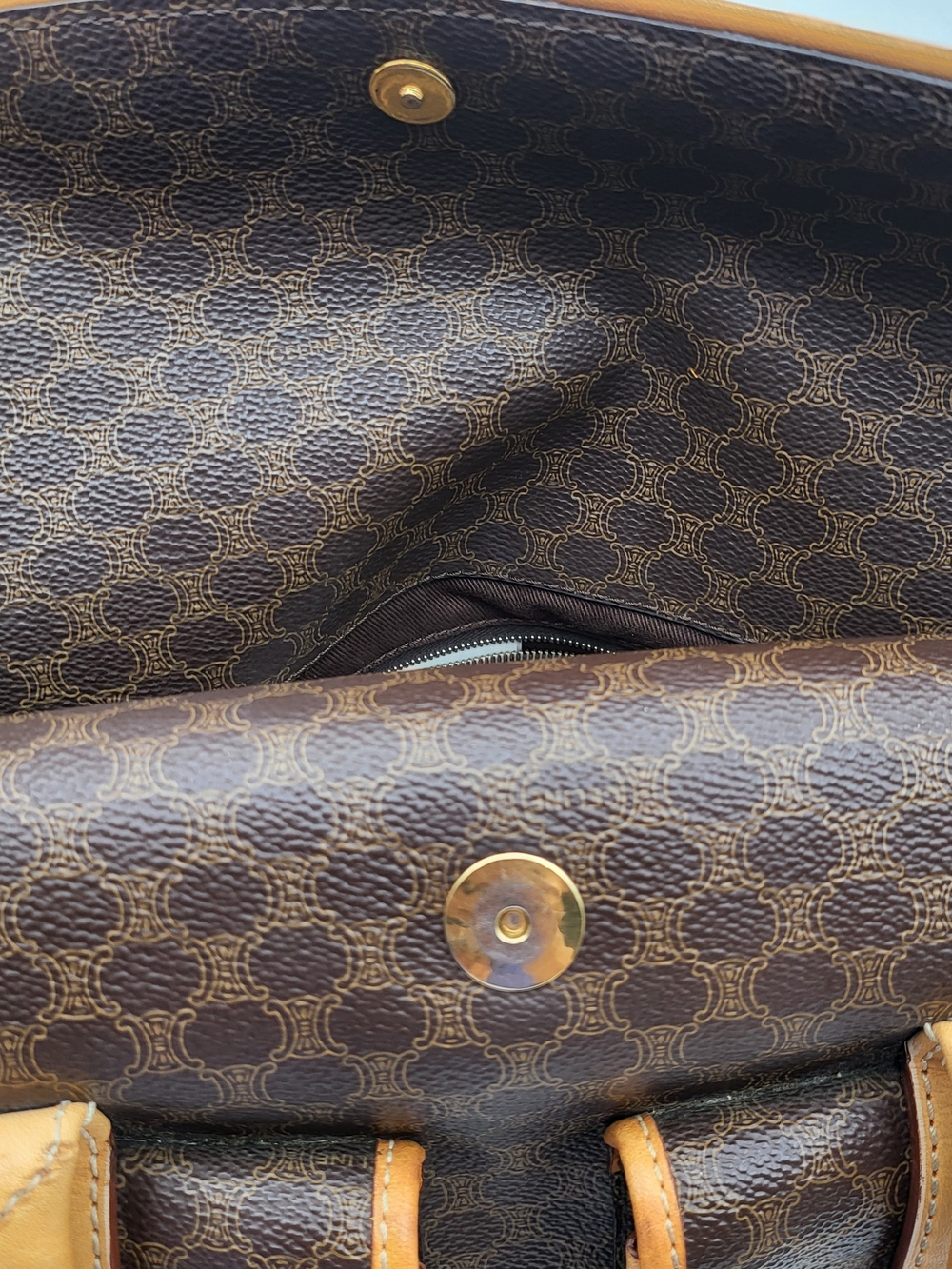 CÉLINE VINTAGE TRIOMPHE MACADAM SHOULDER BAG..AUTHENTIC.. - Picture 10 of 16